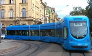 Novinarka izmjerila temperaturu u zagrebačkom tramvaju: "Ovo je pakao"